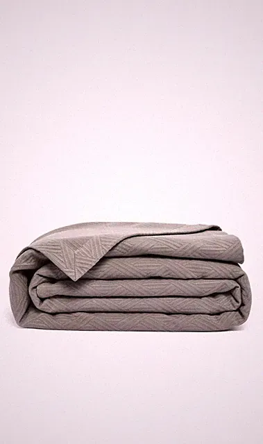FRETTE GEOMETRIC Queen BEDSPREAD COVERLET BLANKET BEDCOVER SLATE GREY-Brand New