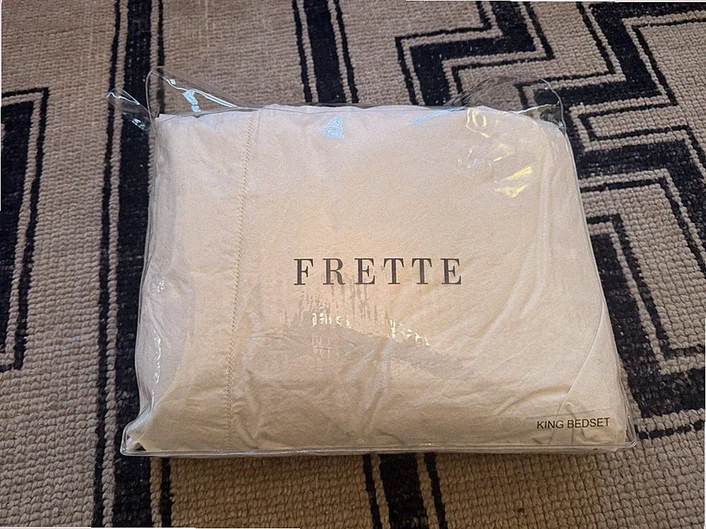 Frette Luxury Percale 4 Piece Bed Set KING Ivory - Washed Once